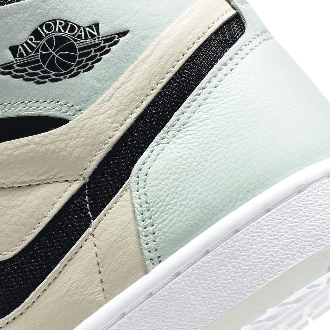 Air Jordan 1 High Zoom Comfort Wmns 'Easter'- Streetwear Fashion - helmiss.com