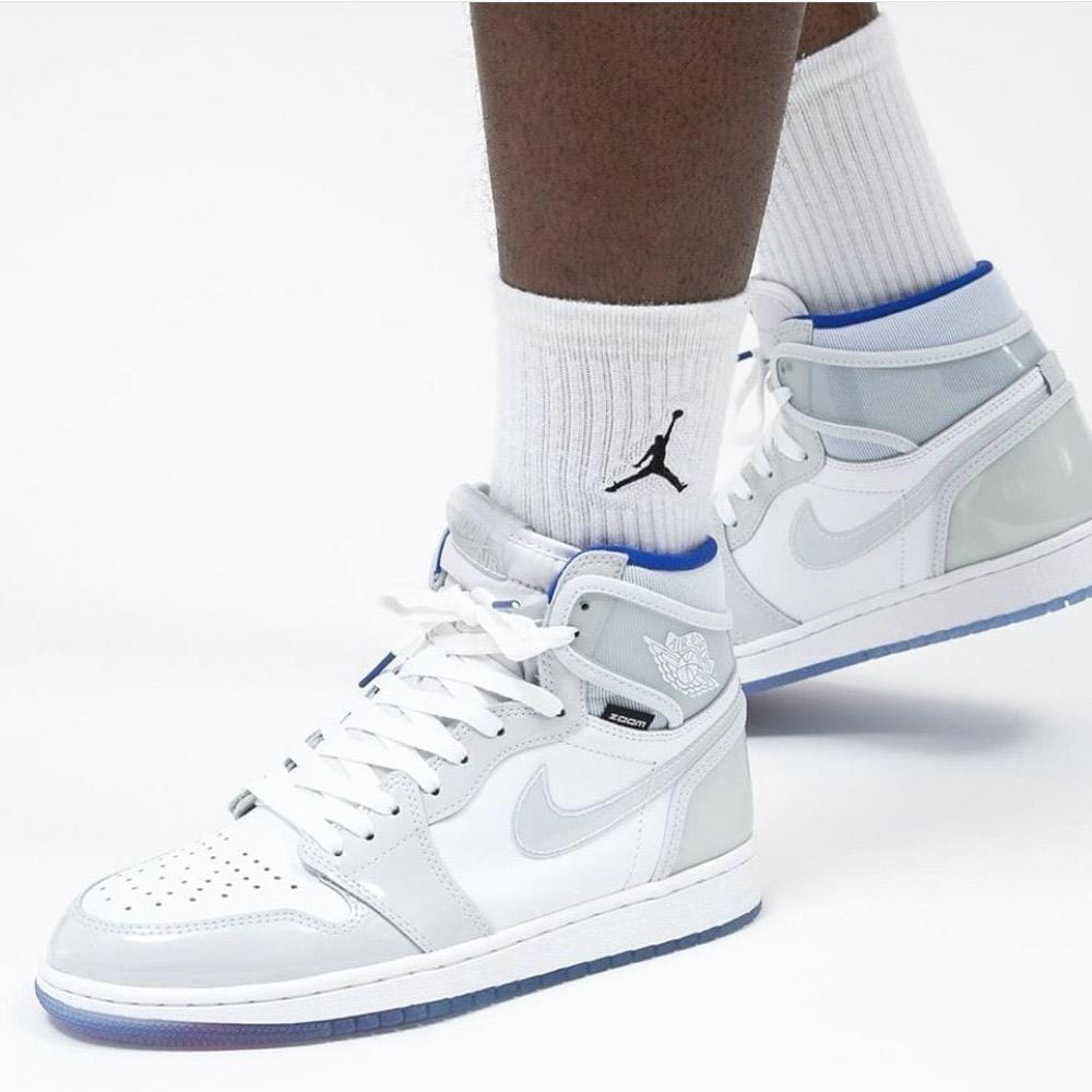 Air Jordan 1 High Zoom 'Racer Blue'- Streetwear Fashion - helmiss.com