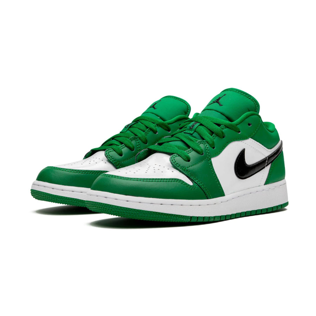 Air Jordan 1 Low GS 'Pine Green'- Streetwear Fashion - helmiss.com