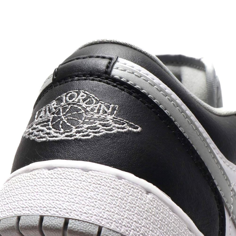 Air Jordan 1 Low GS 'Smoke Grey'- Streetwear Fashion - helmiss.com