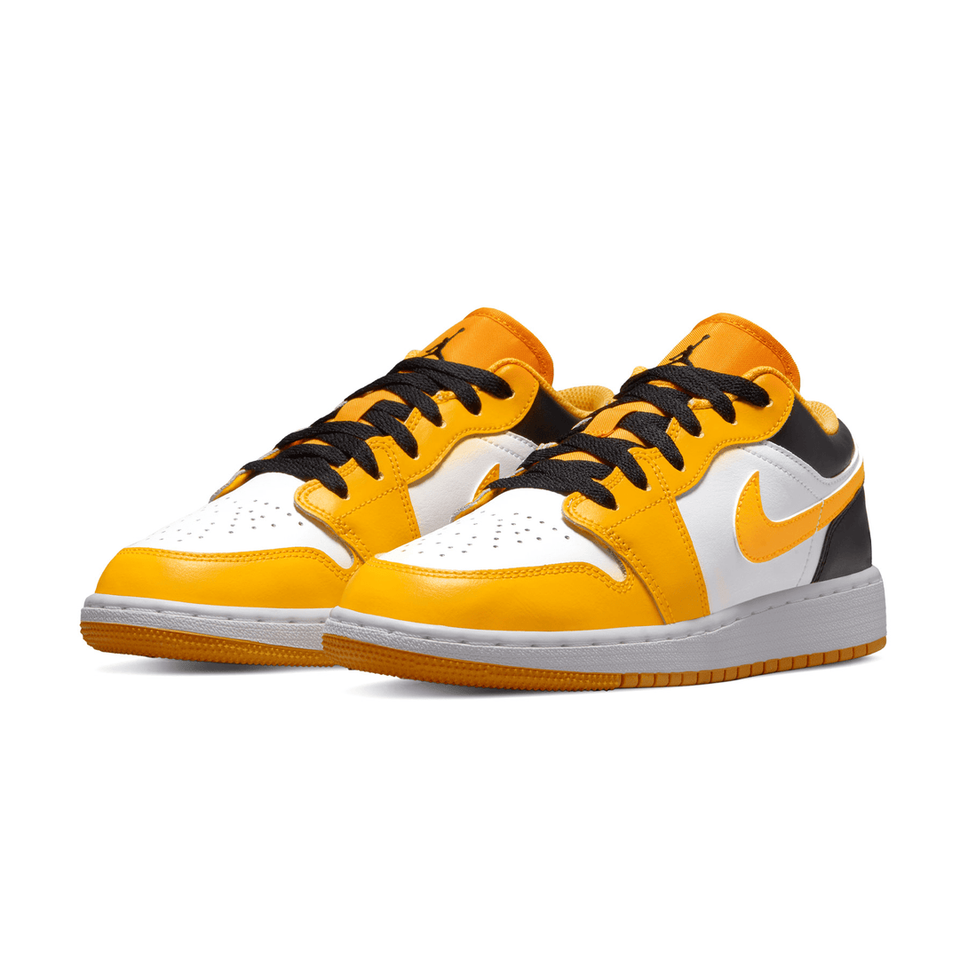 Air Jordan 1 Low GS 'Taxi'- Streetwear Fashion - helmiss.com