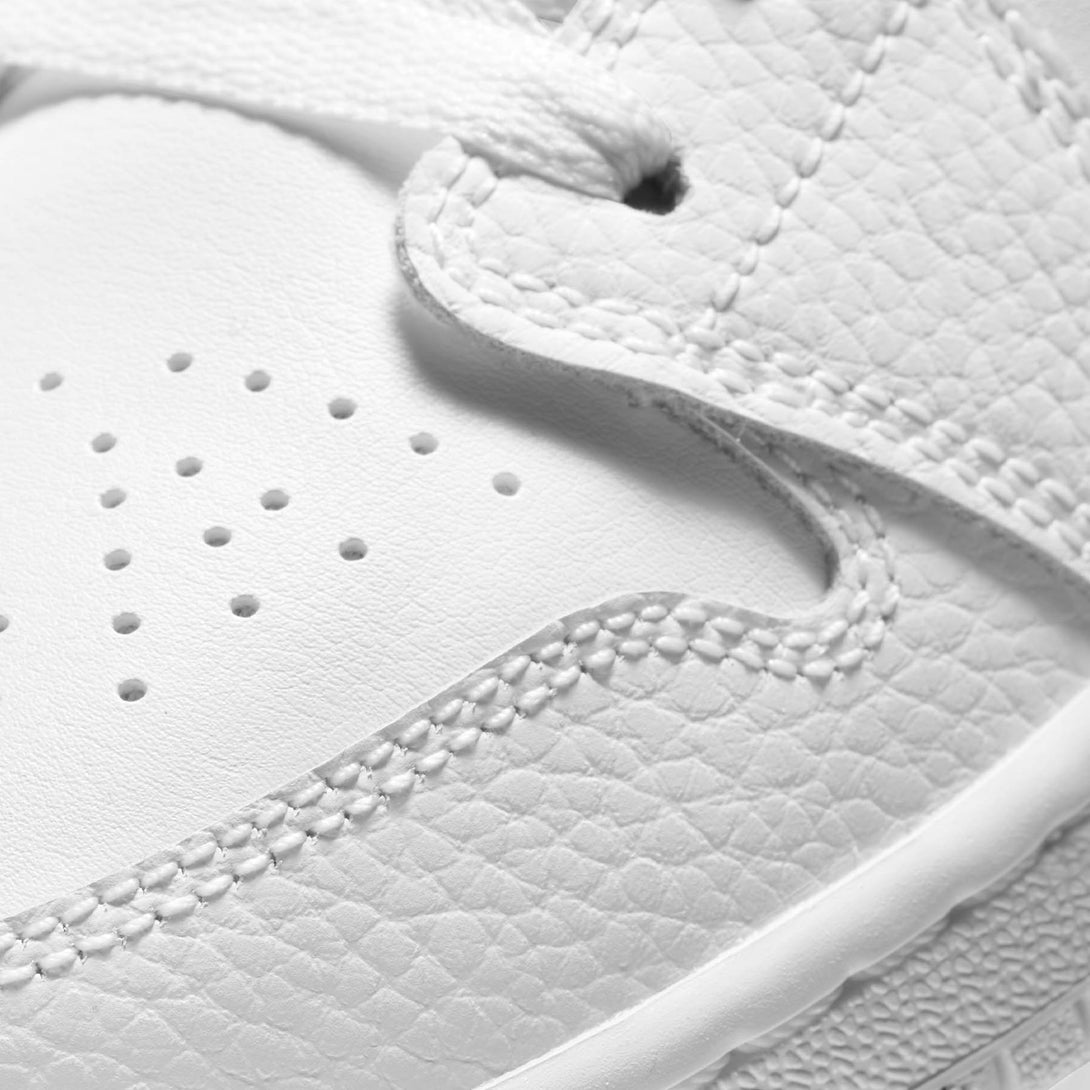 Air Jordan 1 Low GS 'Triple White'- Streetwear Fashion - helmiss.com