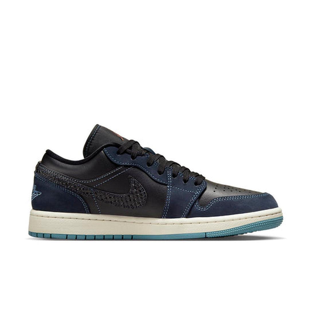 Air Jordan 1 Low 'Midnight Navy' Wmns- Streetwear Fashion - helmiss.com