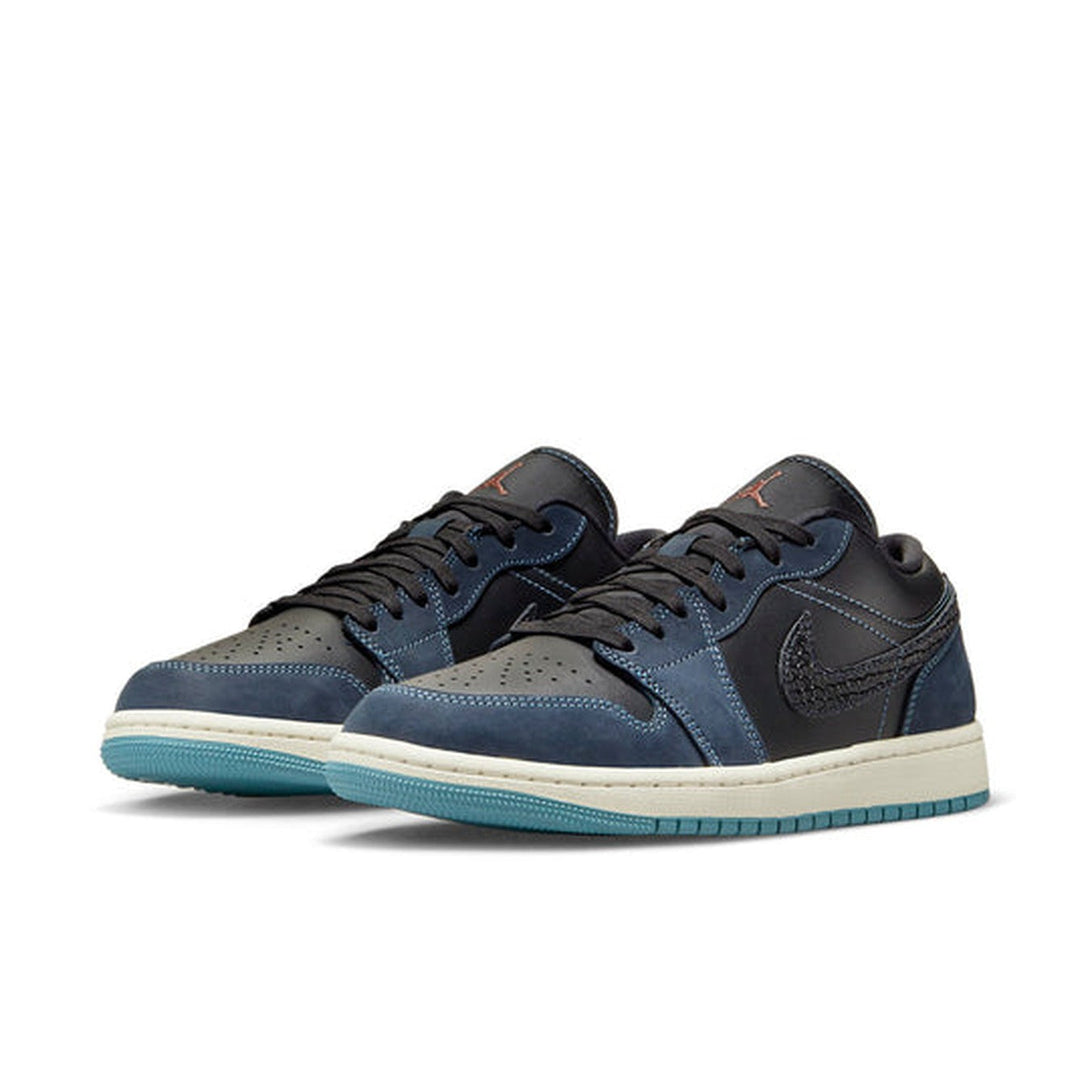 Air Jordan 1 Low 'Midnight Navy' Wmns- Streetwear Fashion - helmiss.com