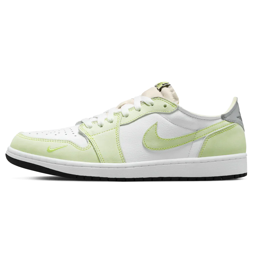 Air Jordan 1 Low OG 'Ghost Green'- Streetwear Fashion - helmiss.com