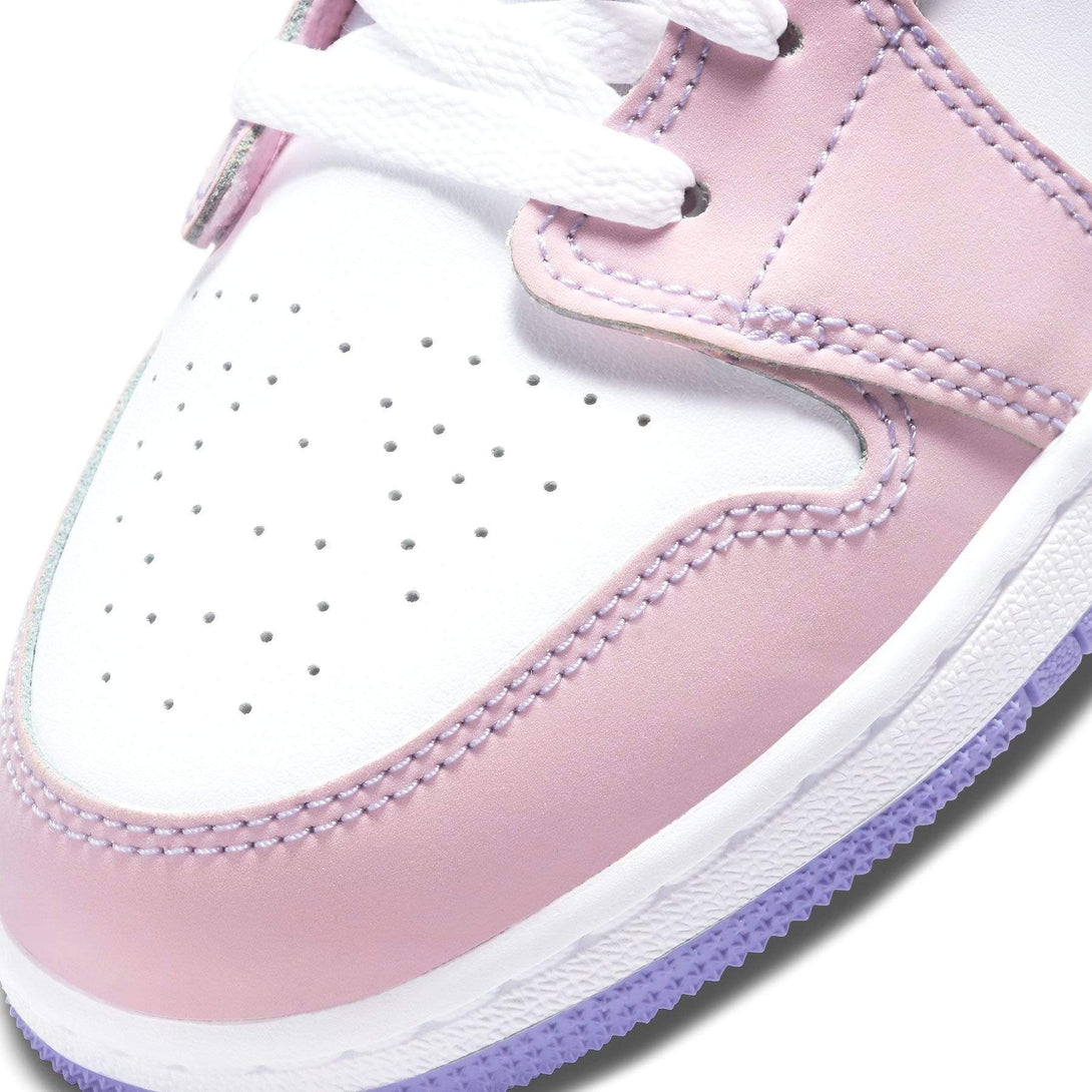 Air Jordan 1 Low SE GS 'Arctic Punch'- Streetwear Fashion - helmiss.com