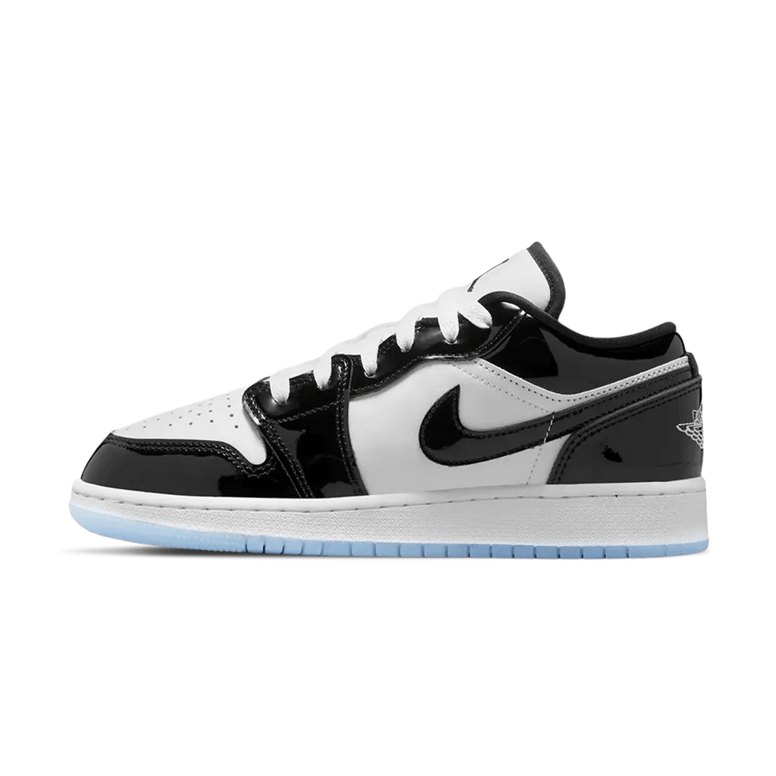 Air Jordan 1 Low SE GS 'Concord'- Streetwear Fashion - helmiss.com