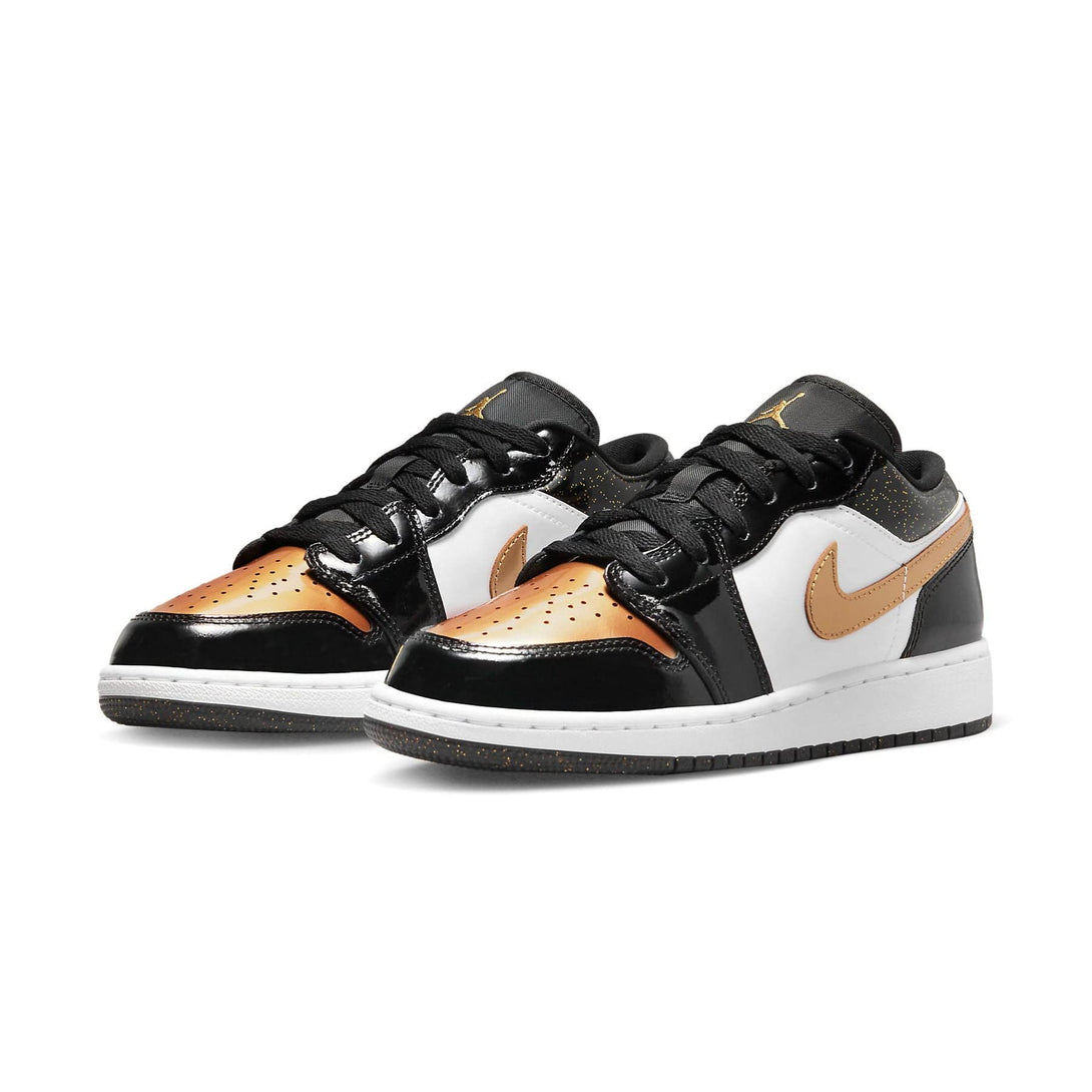 Air Jordan 1 Low SE GS 'Gold Toe'- Streetwear Fashion - helmiss.com