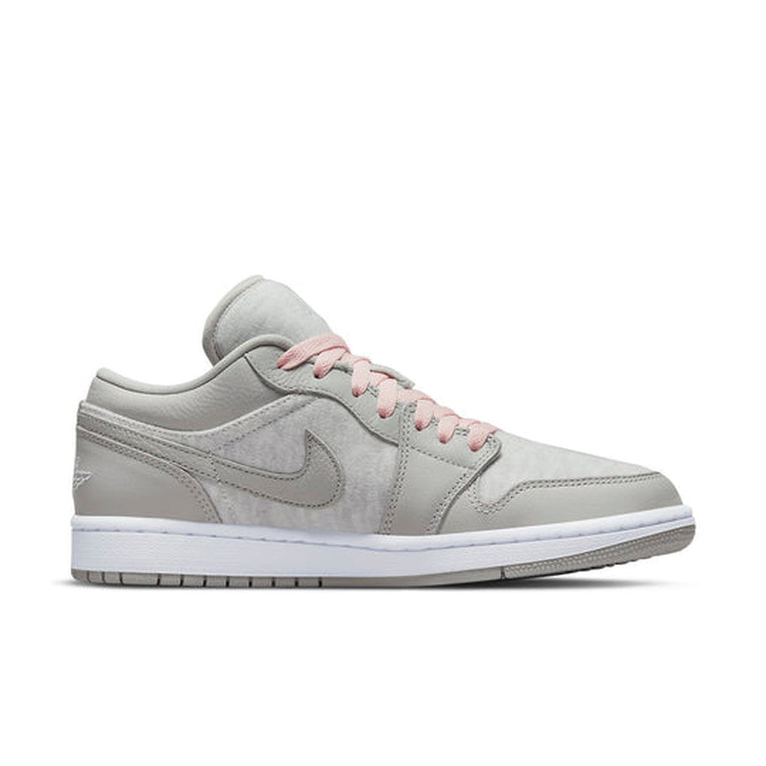 Air Jordan 1 Low SE 'Light Iron Ore'- Streetwear Fashion - helmiss.com