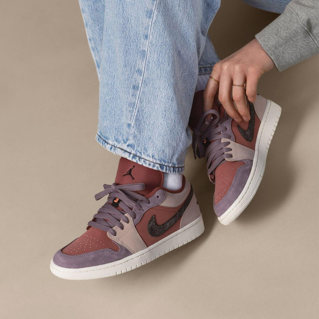 Air Jordan 1 Low Wmns 'Canyon Rust'- Streetwear Fashion - helmiss.com