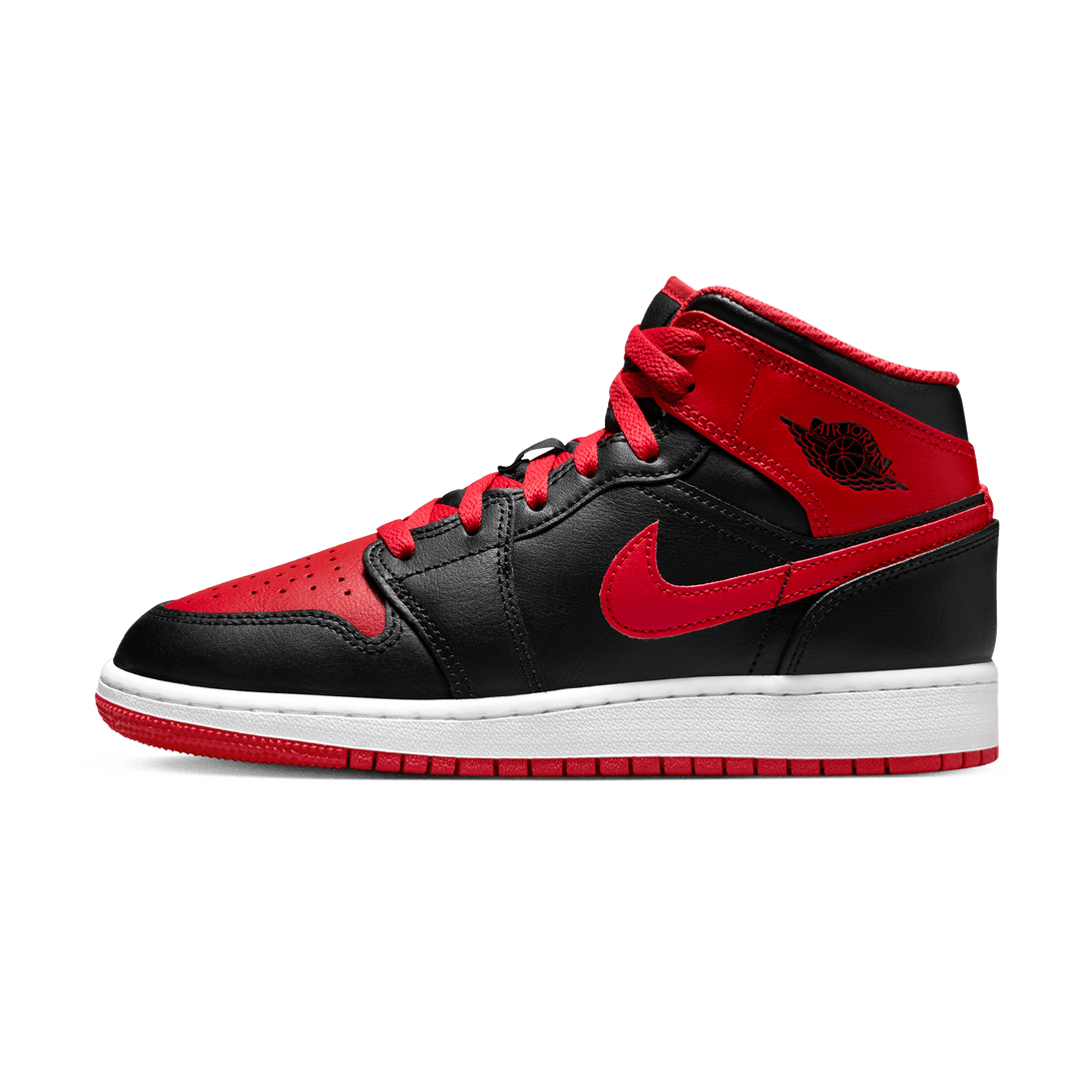 Air Jordan 1 Mid GS 'Alternate Bred'- Streetwear Fashion - helmiss.com