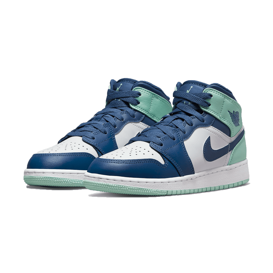 Air Jordan 1 Mid GS 'Blue Mint'- Streetwear Fashion - helmiss.com