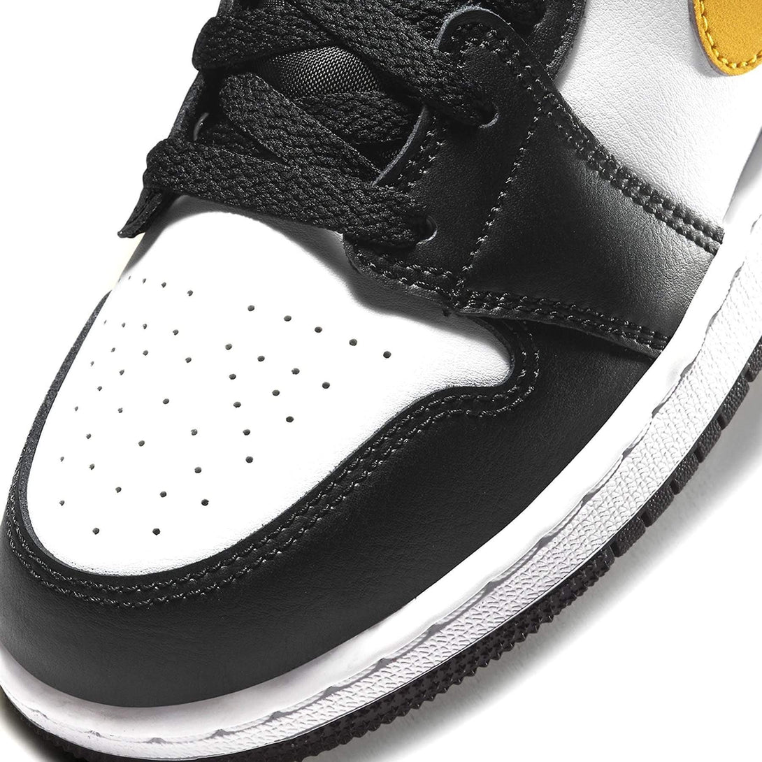 Air Jordan 1 Mid GS 'White Pollen Black'- Streetwear Fashion - helmiss.com