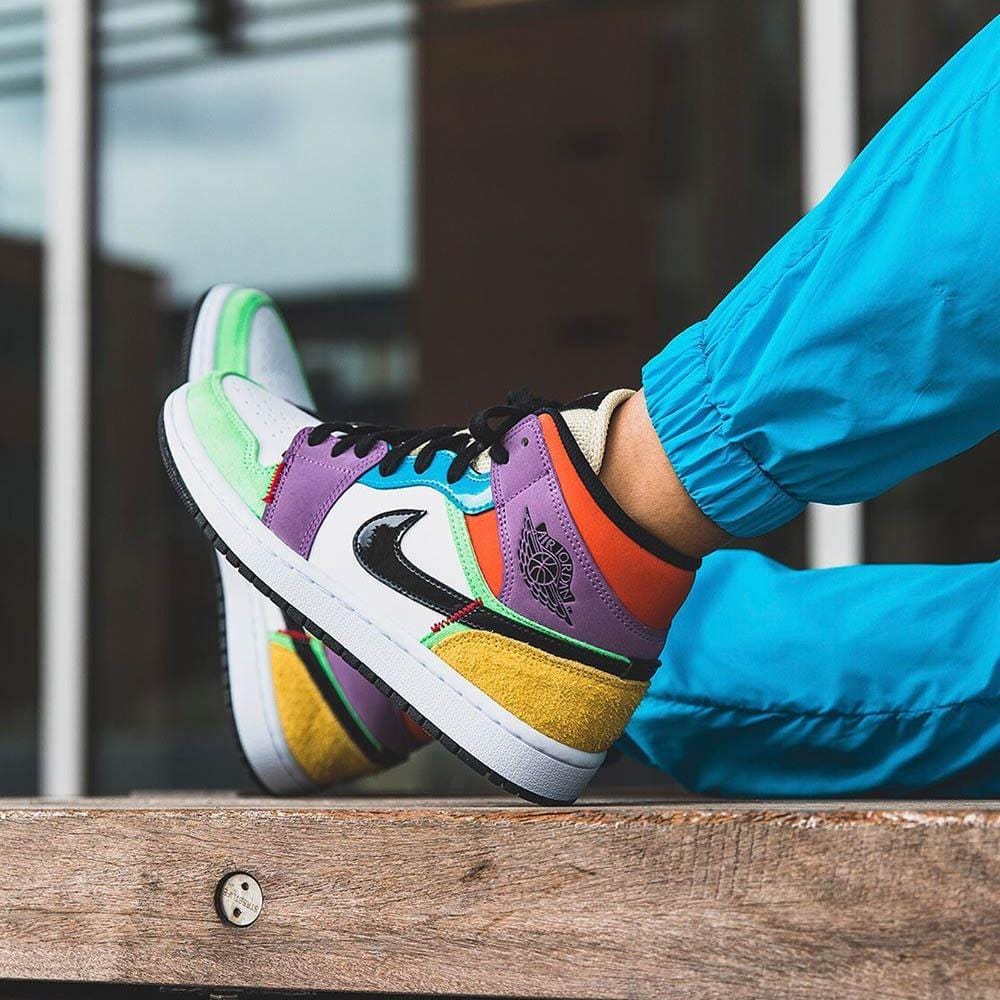 Air Jordan 1 Mid SE Multi-Colour (W)- Streetwear Fashion - helmiss.com