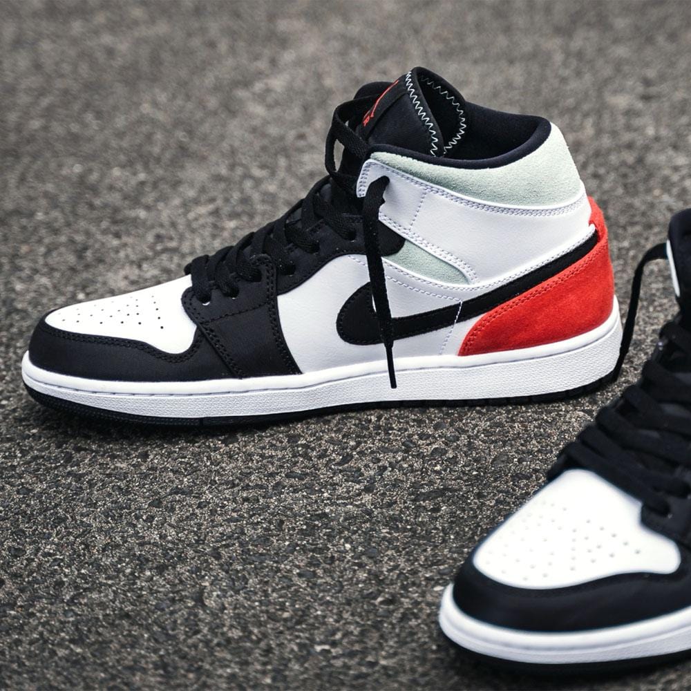 Air Jordan 1 Mid SE 'Union Black Toe'- Streetwear Fashion - helmiss.com