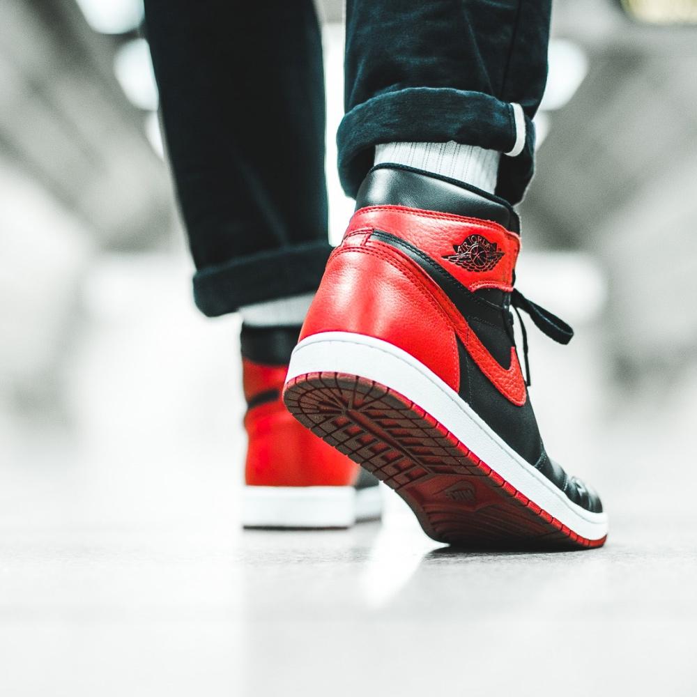 Air Jordan 1 Retro High OG Bred 2016 Banned- Streetwear Fashion - helmiss.com