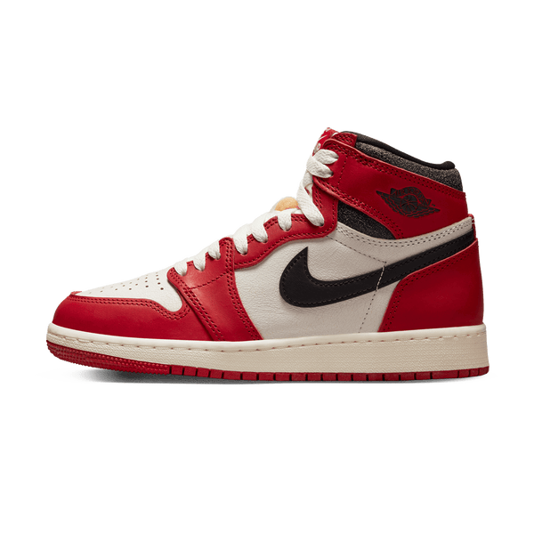 Air Jordan 1 Retro High OG GS 'Chicago Lost & Found'- Streetwear Fashion - helmiss.com