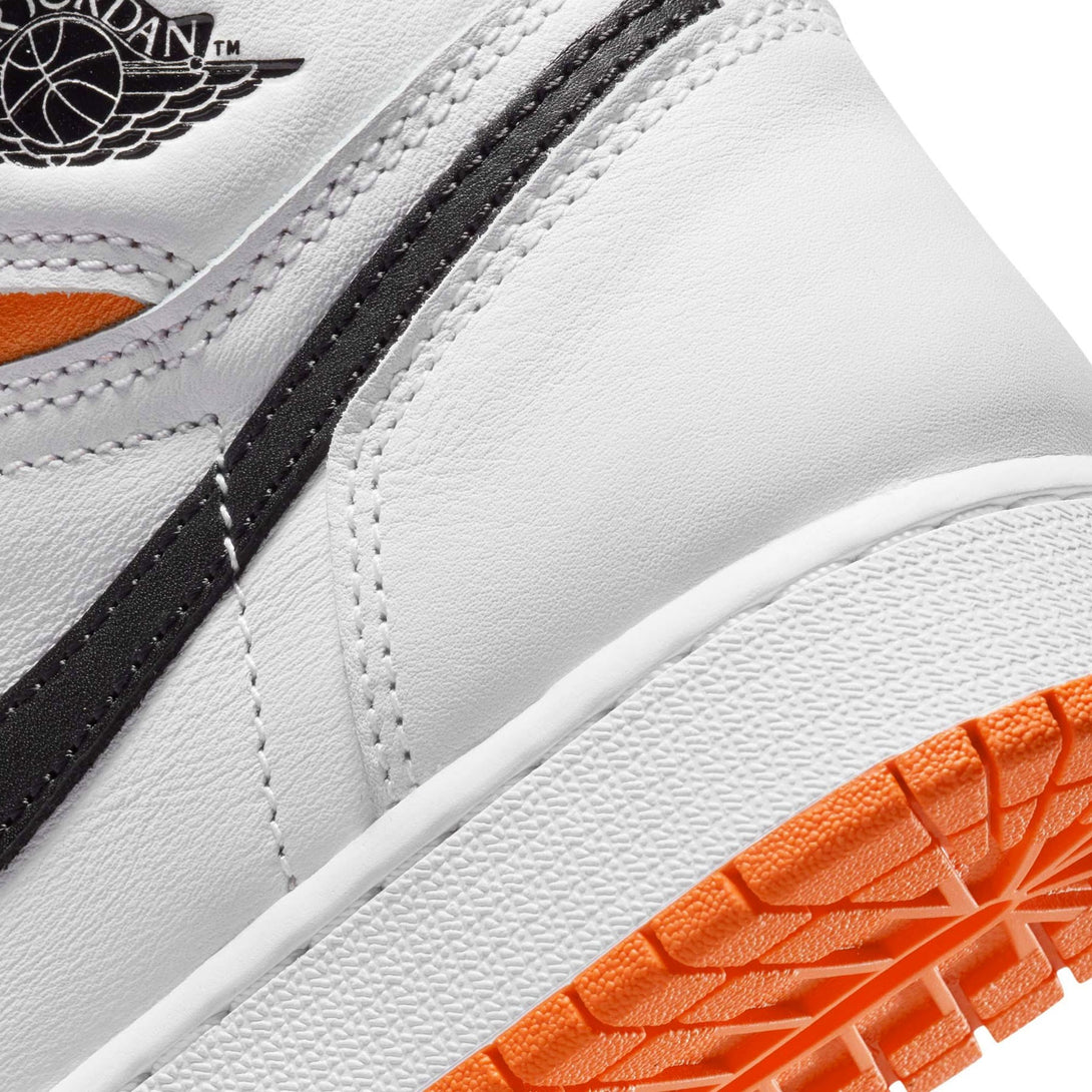 Air Jordan 1 Retro High OG GS 'Electro Orange'- Streetwear Fashion - helmiss.com