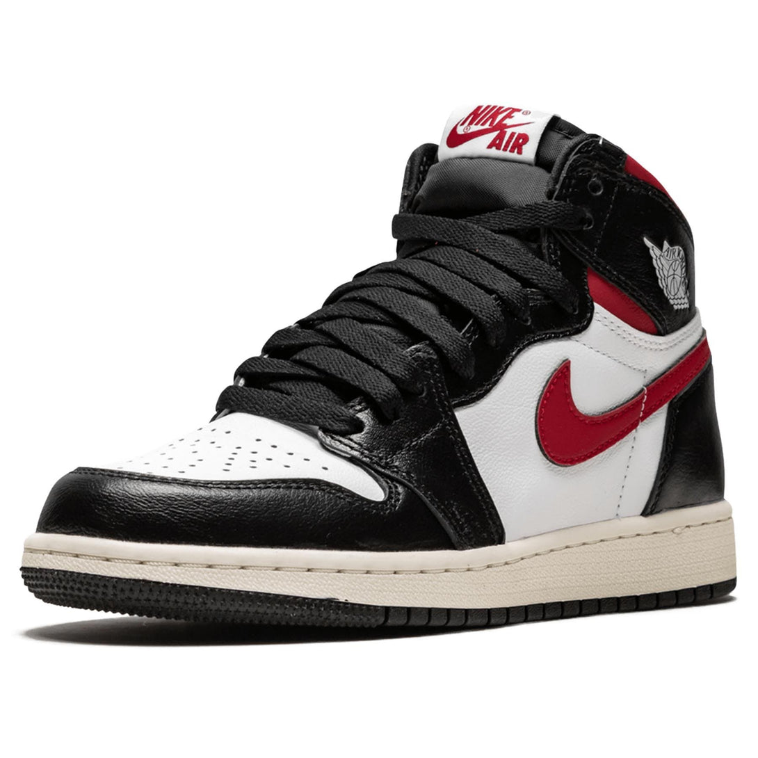 Air Jordan 1 Retro High OG GS 'Gym Red'- Streetwear Fashion - helmiss.com