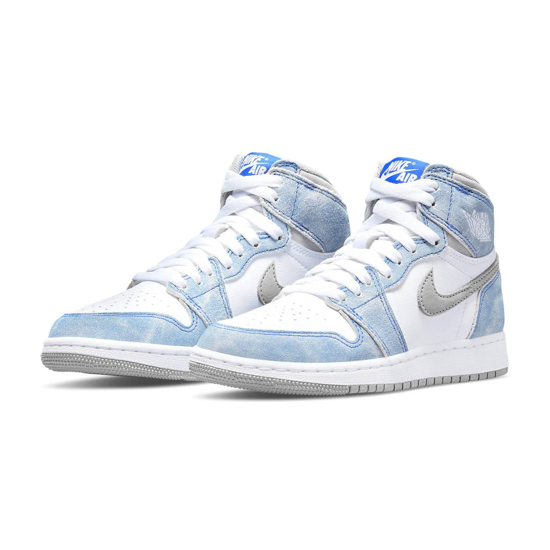 Air Jordan 1 Retro High OG GS 'Hyper Royal'- Streetwear Fashion - helmiss.com