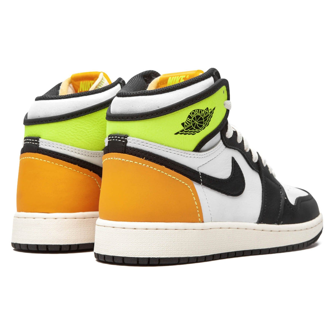 Air Jordan 1 Retro High OG GS 'Volt Gold'- Streetwear Fashion - helmiss.com