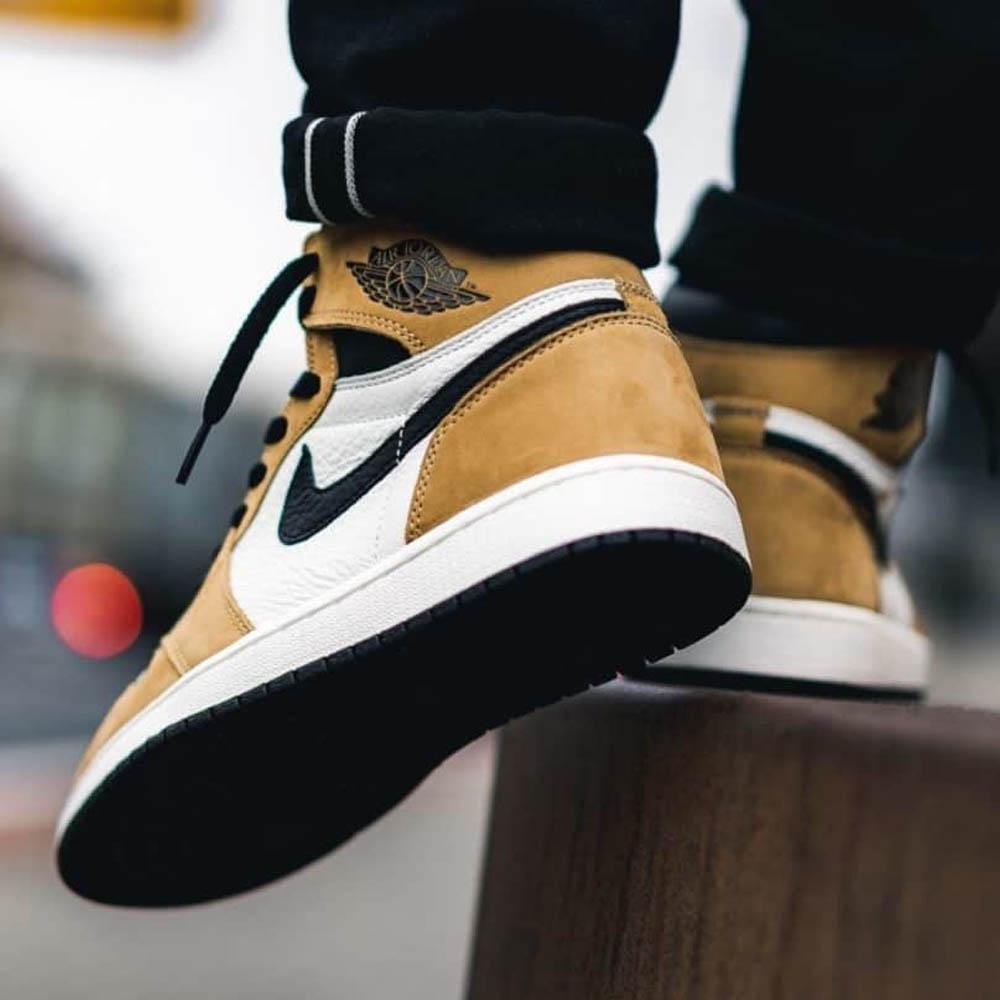 Air Jordan 1 Retro High OG 'Rookie of the Year'- Streetwear Fashion - helmiss.com