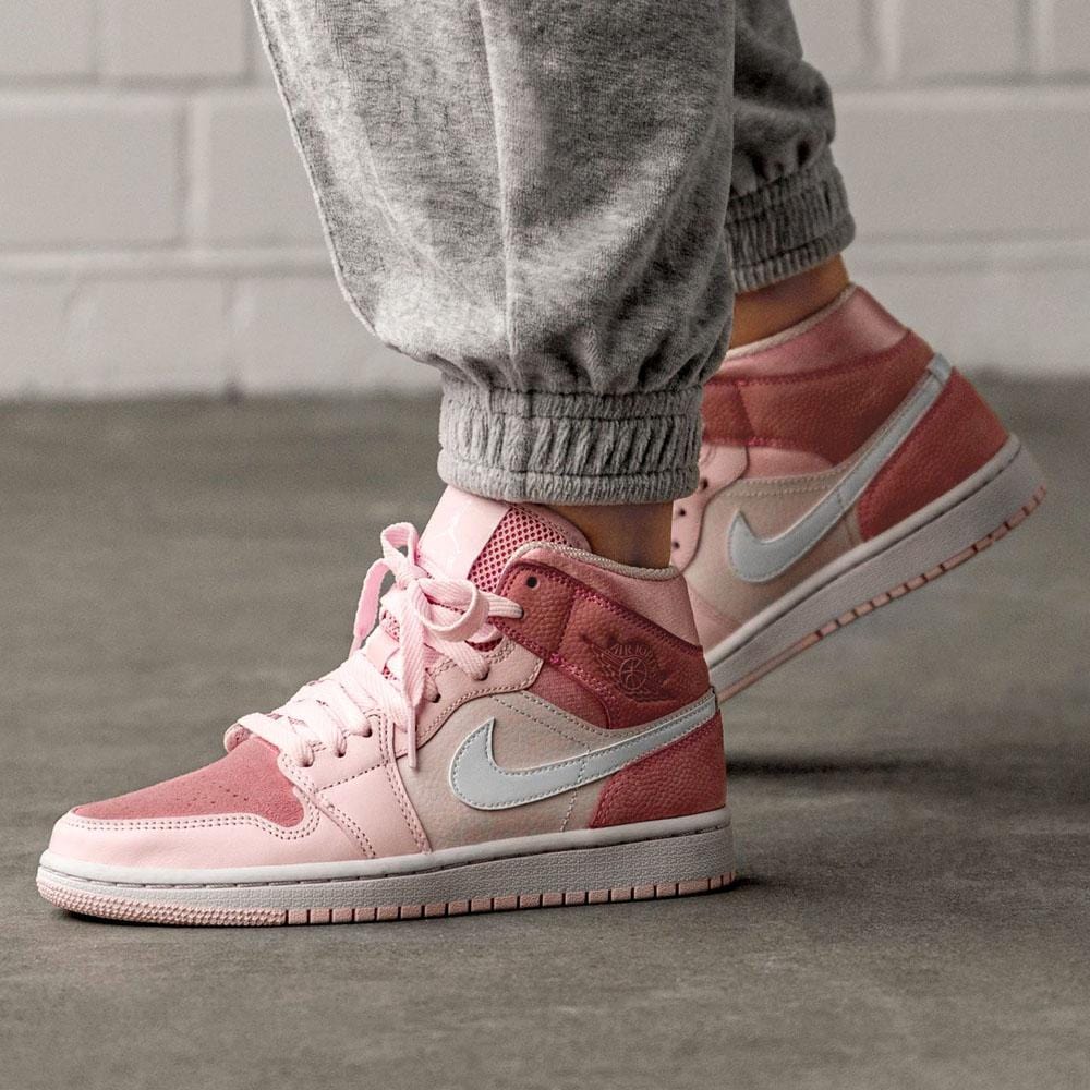 Air Jordan 1 WMNS Mid “Digital Pink”- Streetwear Fashion - helmiss.com