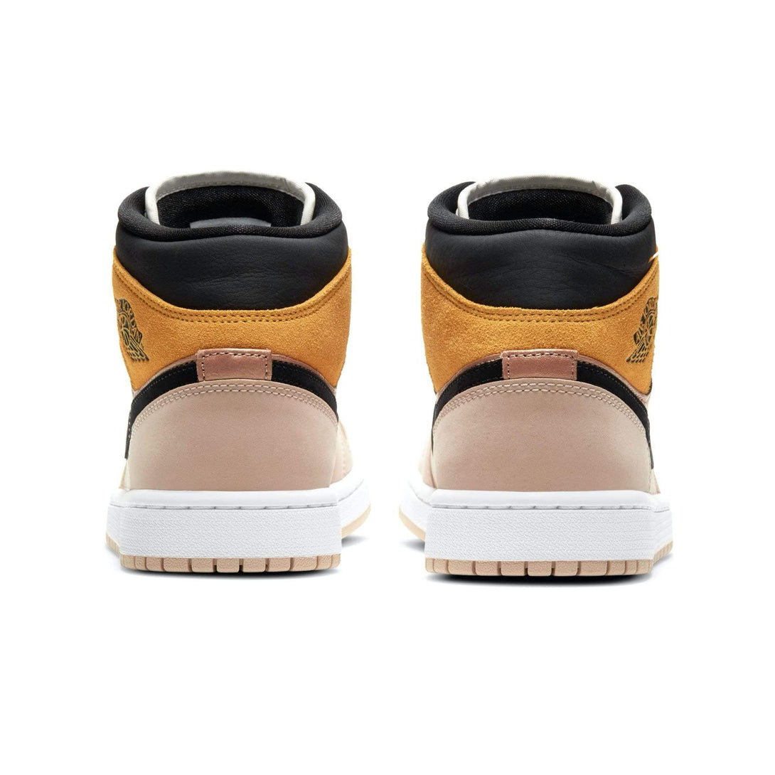 Air Jordan 1 Wmns Mid SE 'Particle Beige'- Streetwear Fashion - helmiss.com