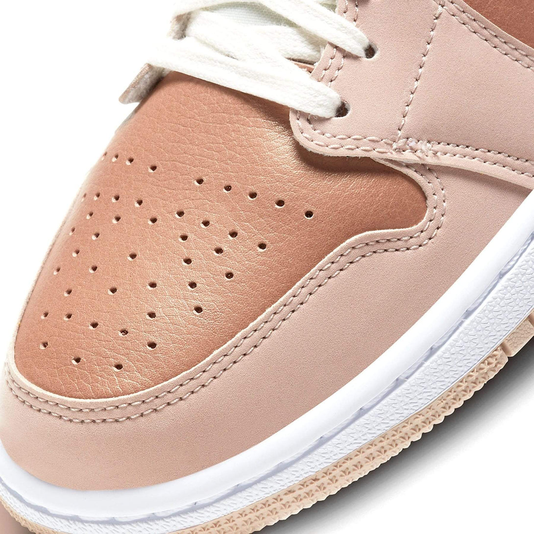 Air Jordan 1 Wmns Mid SE 'Particle Beige'- Streetwear Fashion - helmiss.com