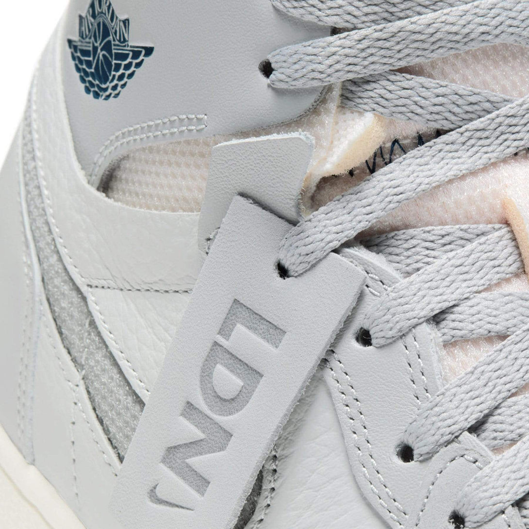 Air Jordan 1 Zoom Comfort 'London'- Streetwear Fashion - helmiss.com