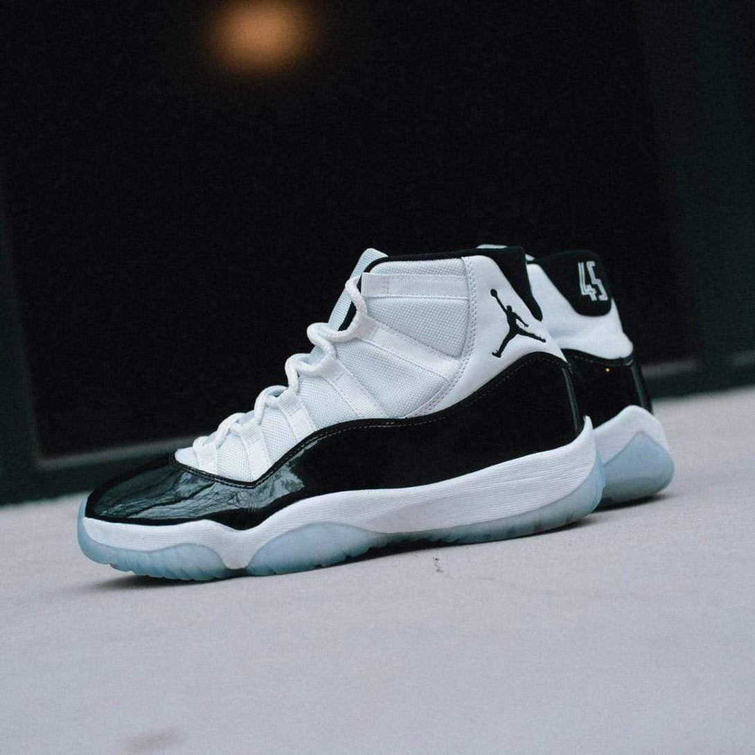 Air Jordan 11 Retro 'Concord' 2018- Streetwear Fashion - helmiss.com