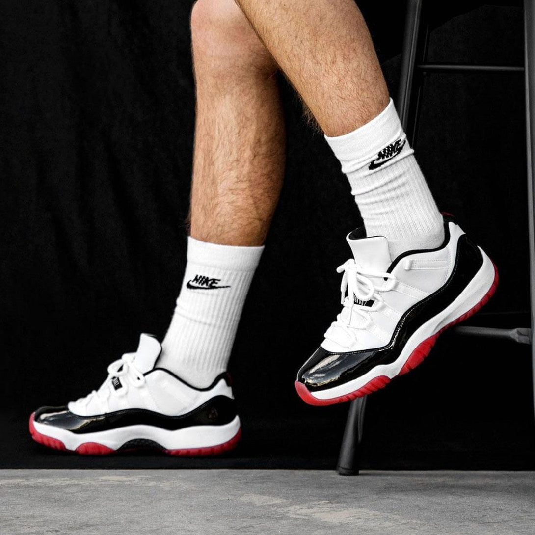 Air Jordan 11 Retro Low 'Concord-Bred'- Streetwear Fashion - helmiss.com