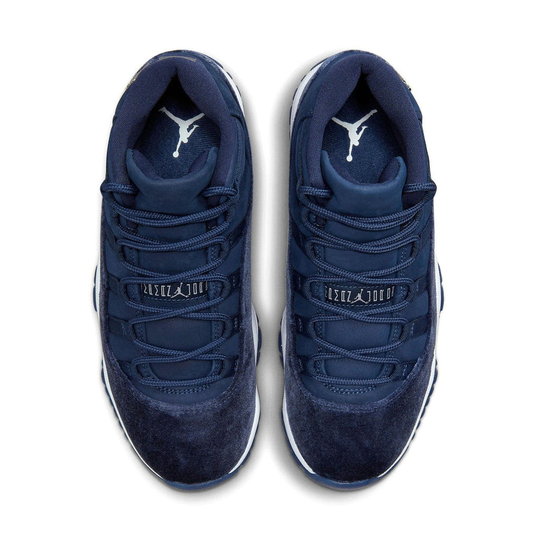 Air Jordan 11 Retro Wmns 'Midnight Navy Velvet'- Streetwear Fashion - helmiss.com