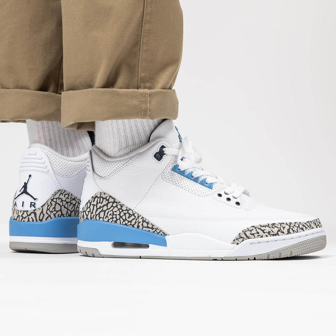 Air Jordan 3 Retro 'UNC'- Streetwear Fashion - helmiss.com