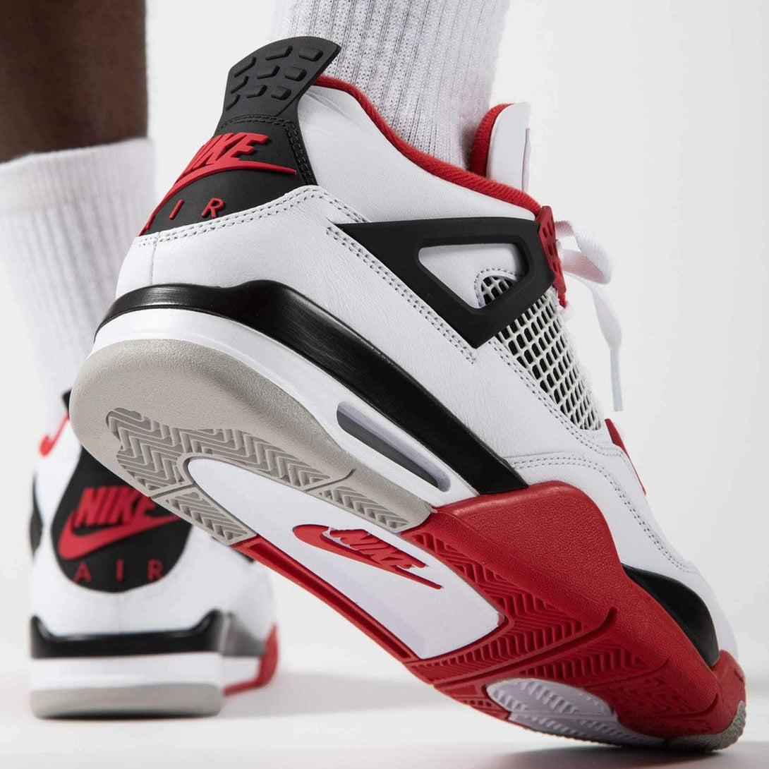 Air Jordan 4 Retro OG 'Fire Red' 2020- Streetwear Fashion - helmiss.com