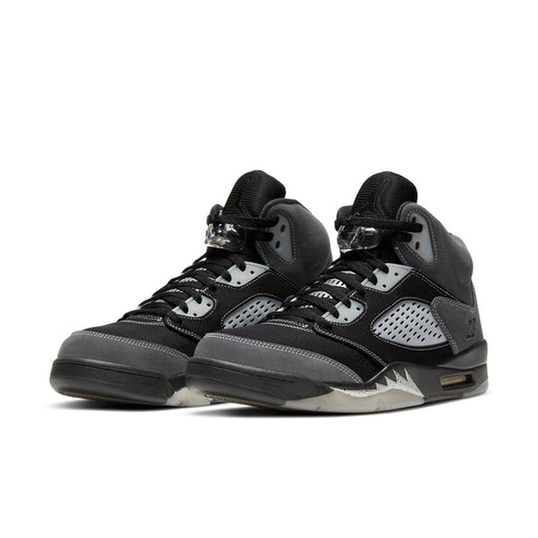 Air Jordan 5 Retro 'Anthracite'- Streetwear Fashion - helmiss.com