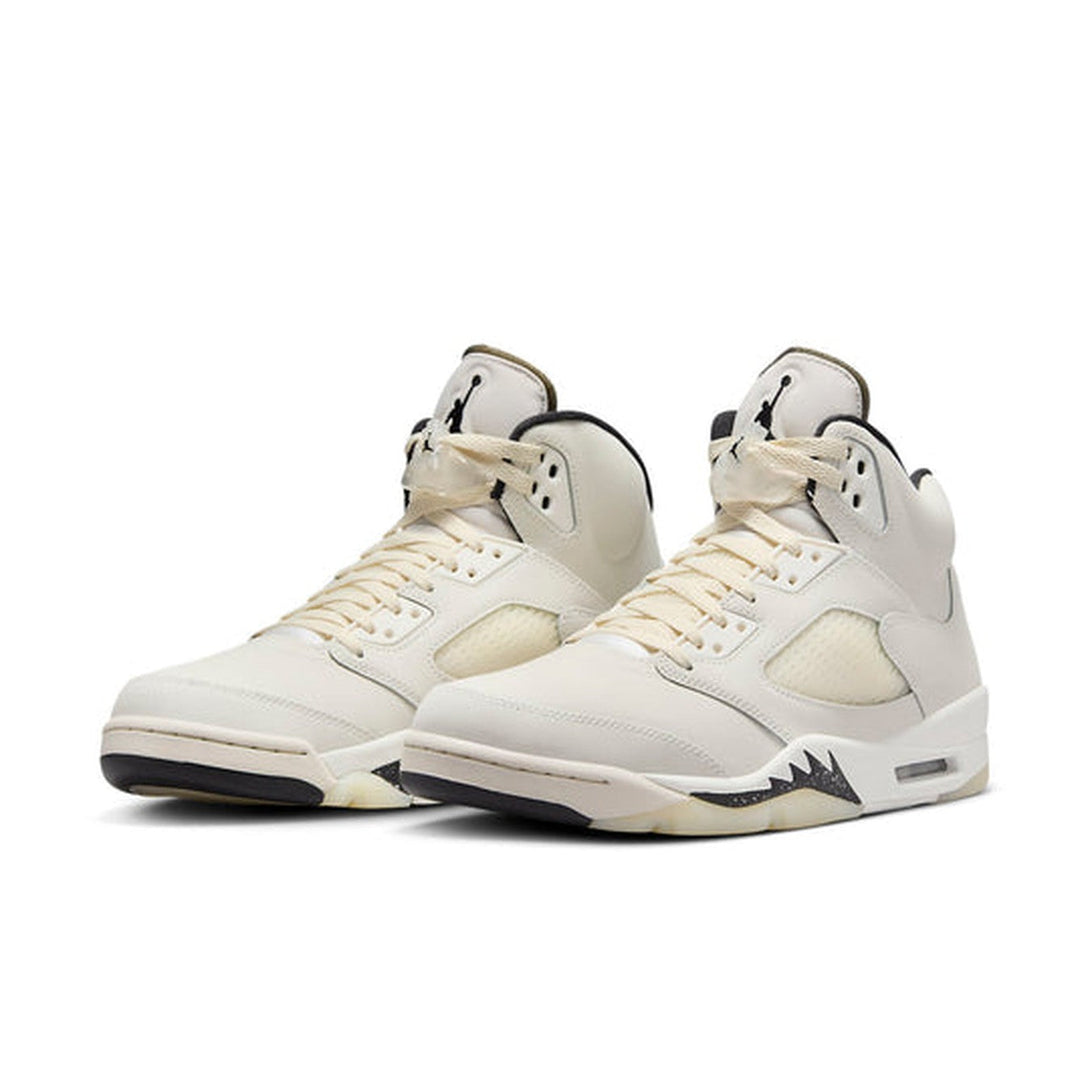 Air Jordan 5 Retro SE 'Sail'- Streetwear Fashion - helmiss.com