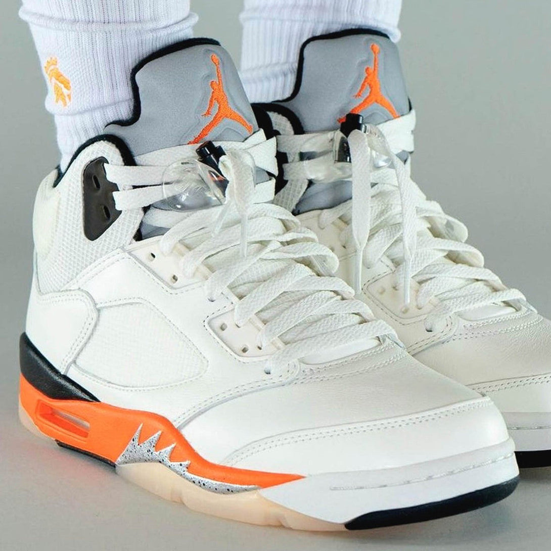 Air Jordan 5 Retro 'Shattered Backboard'- Streetwear Fashion - helmiss.com