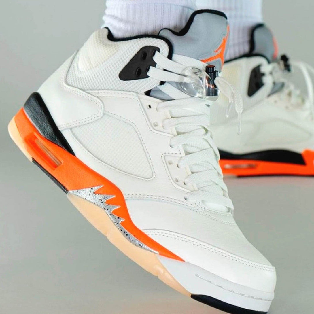 Air Jordan 5 Retro 'Shattered Backboard'- Streetwear Fashion - helmiss.com