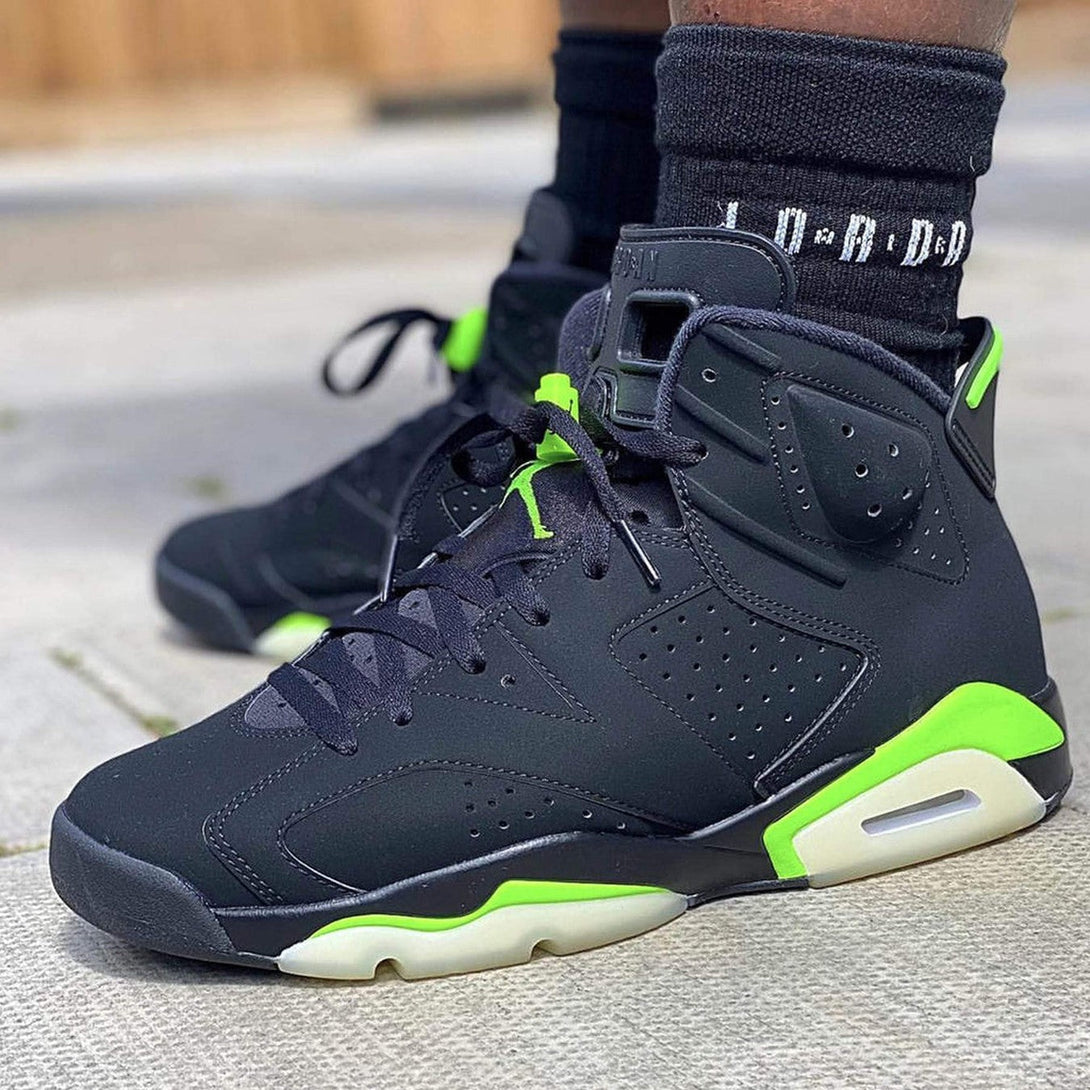 Air Jordan 6 Retro 'Electric Green'- Streetwear Fashion - helmiss.com