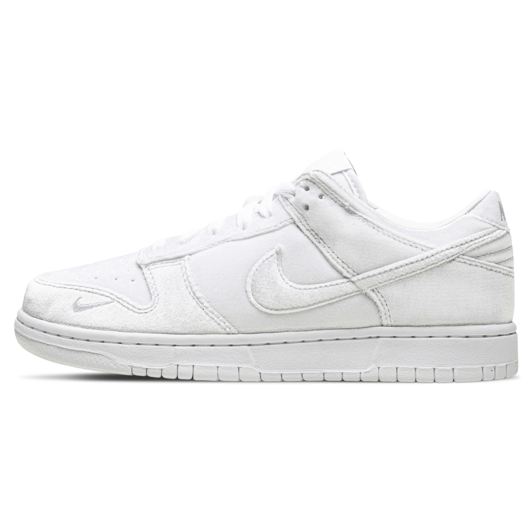 Dover Street Market x Nike Dunk Low 'White Velvet'- Streetwear Fashion - helmiss.com