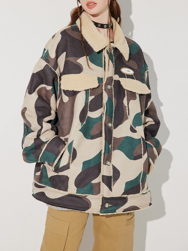 Helmiss - Camouflage Panel Sherpa Coat- Streetwear Fashion - helmiss.com