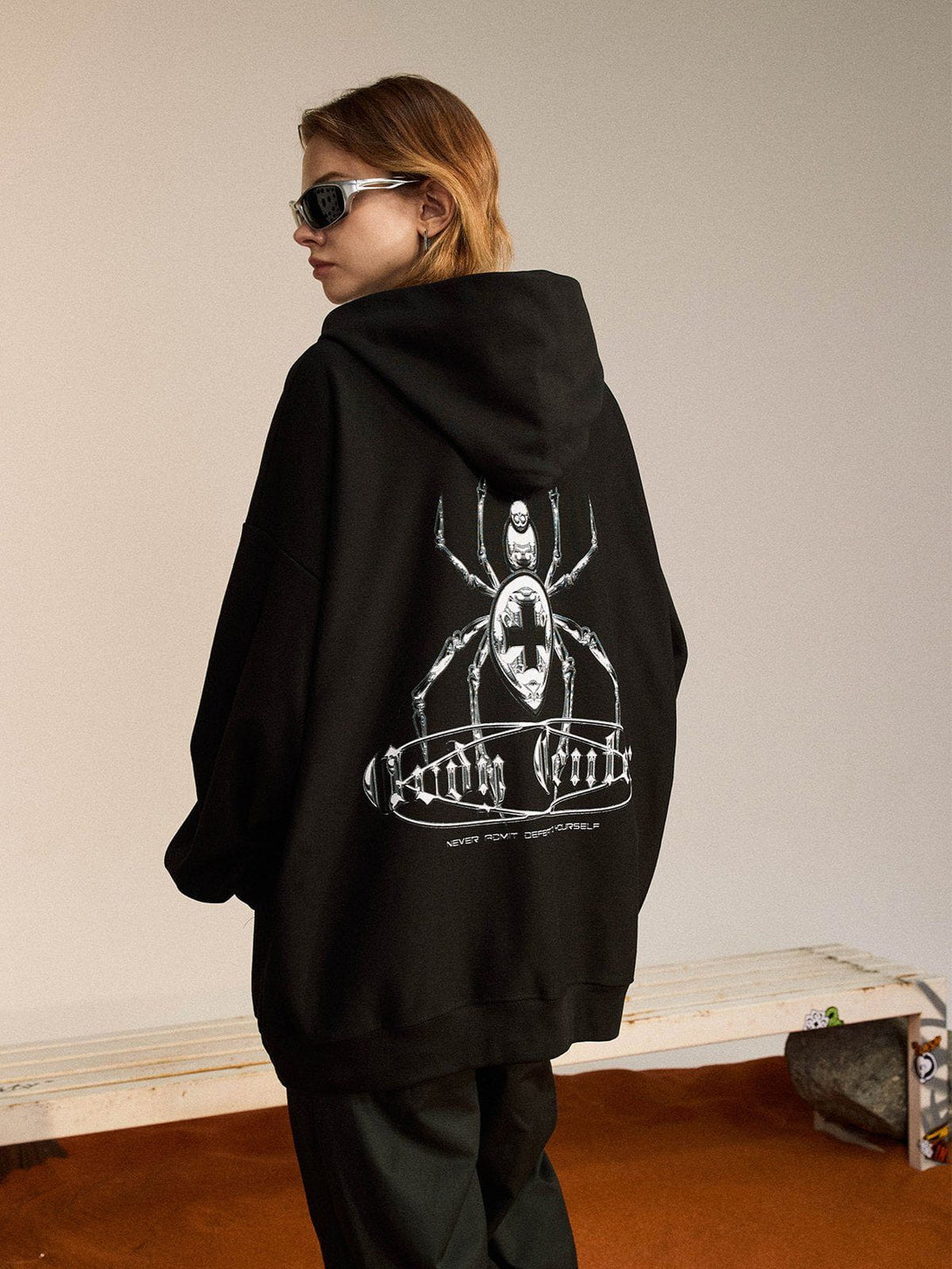 Helmiss - Deadly Venomous Spider Thermo Print Hoodie- Streetwear Fashion - helmiss.com