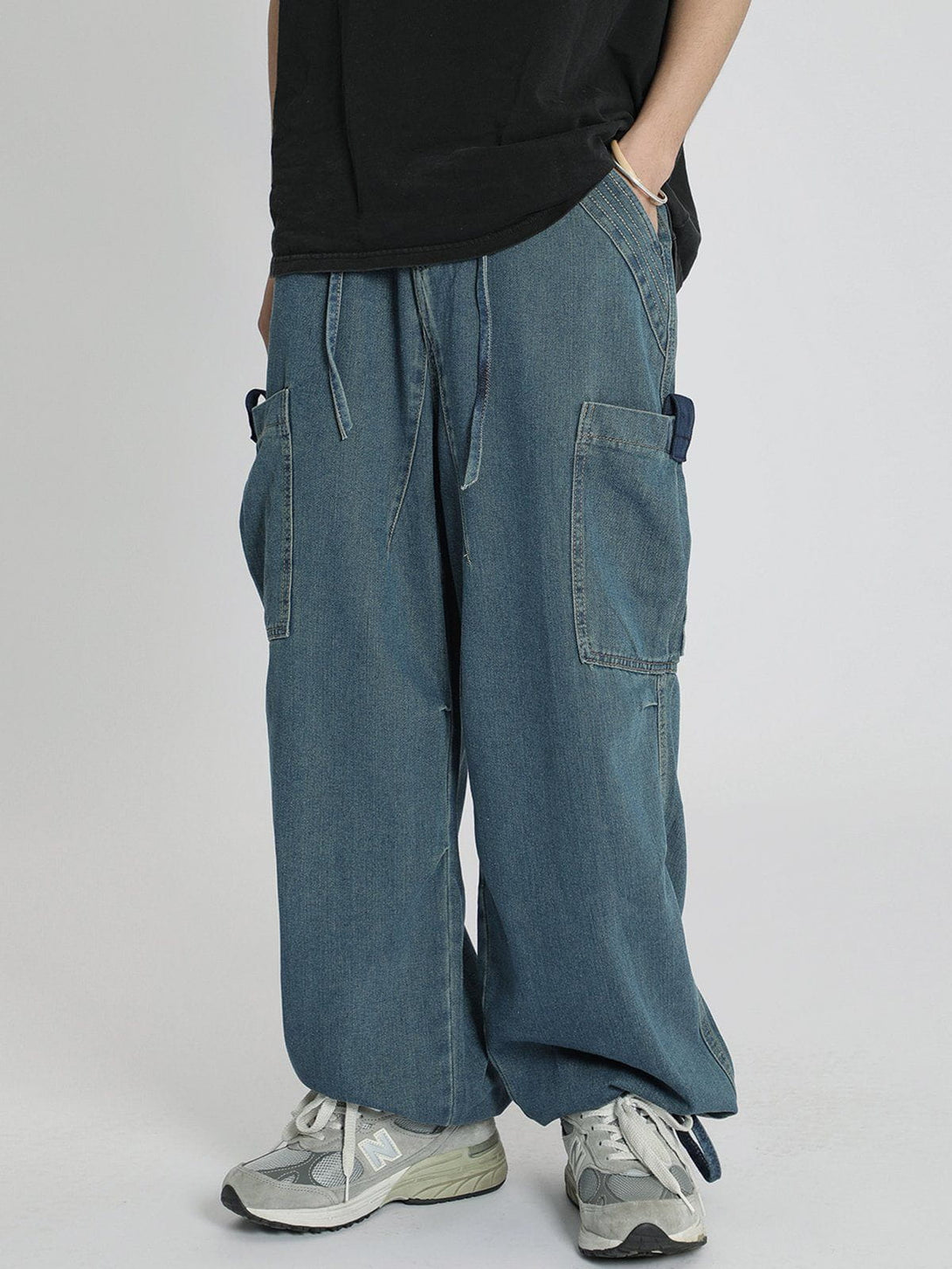 Helmiss - Large Pocket Jeans- Streetwear Fashion - helmiss.com