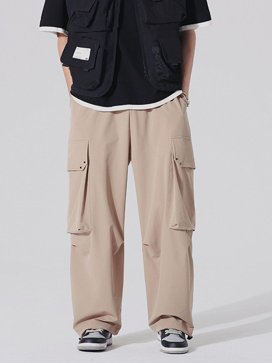 Helmiss - Side Pockets Solid Colour Cargo Pants- Streetwear Fashion - helmiss.com