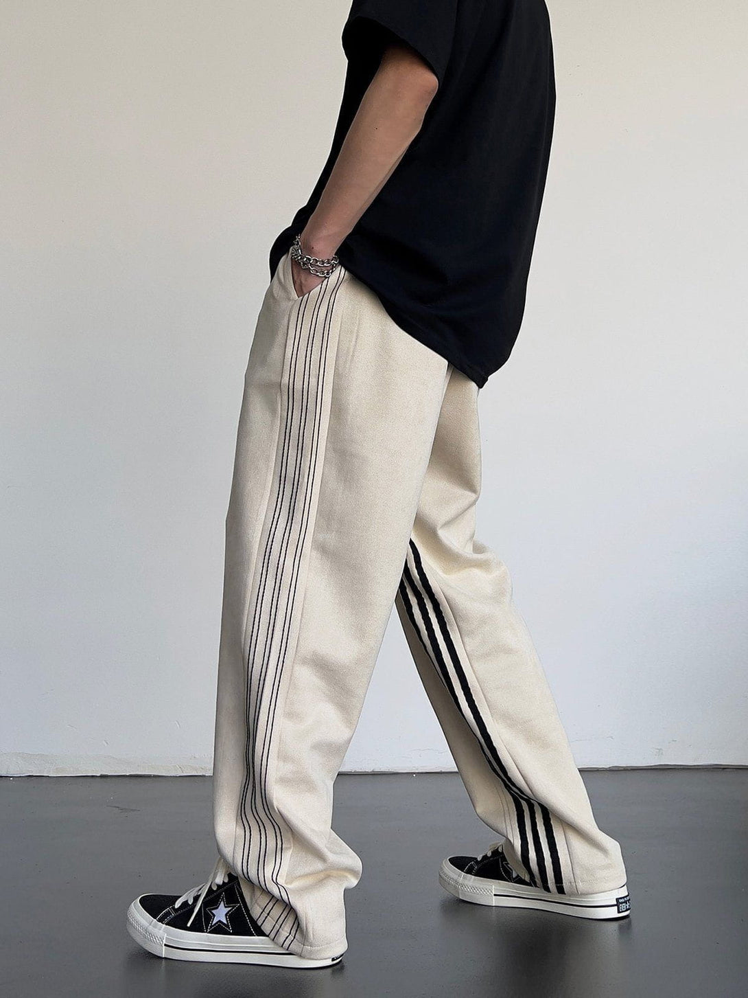 Helmiss - Striped High Waist Sweatpants- Streetwear Fashion - helmiss.com