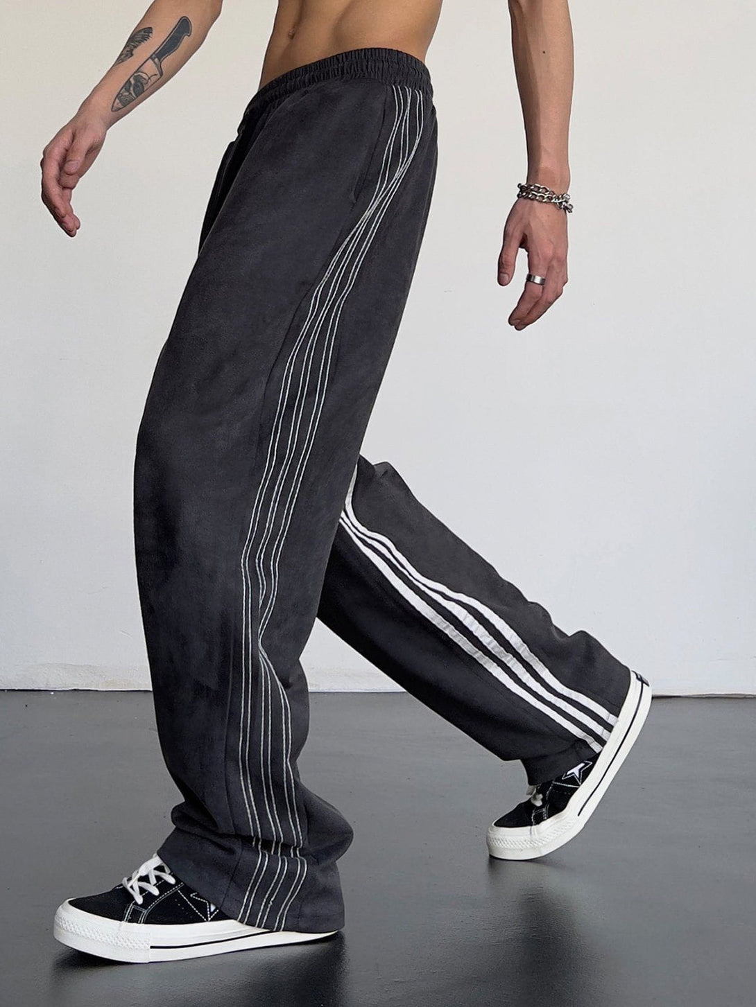 Helmiss - Striped High Waist Sweatpants- Streetwear Fashion - helmiss.com