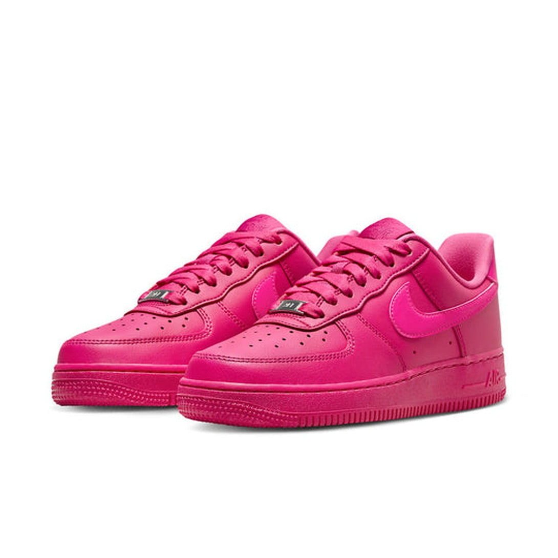 Nike Air Force 1 '07 'Fireberry'- Streetwear Fashion - helmiss.com