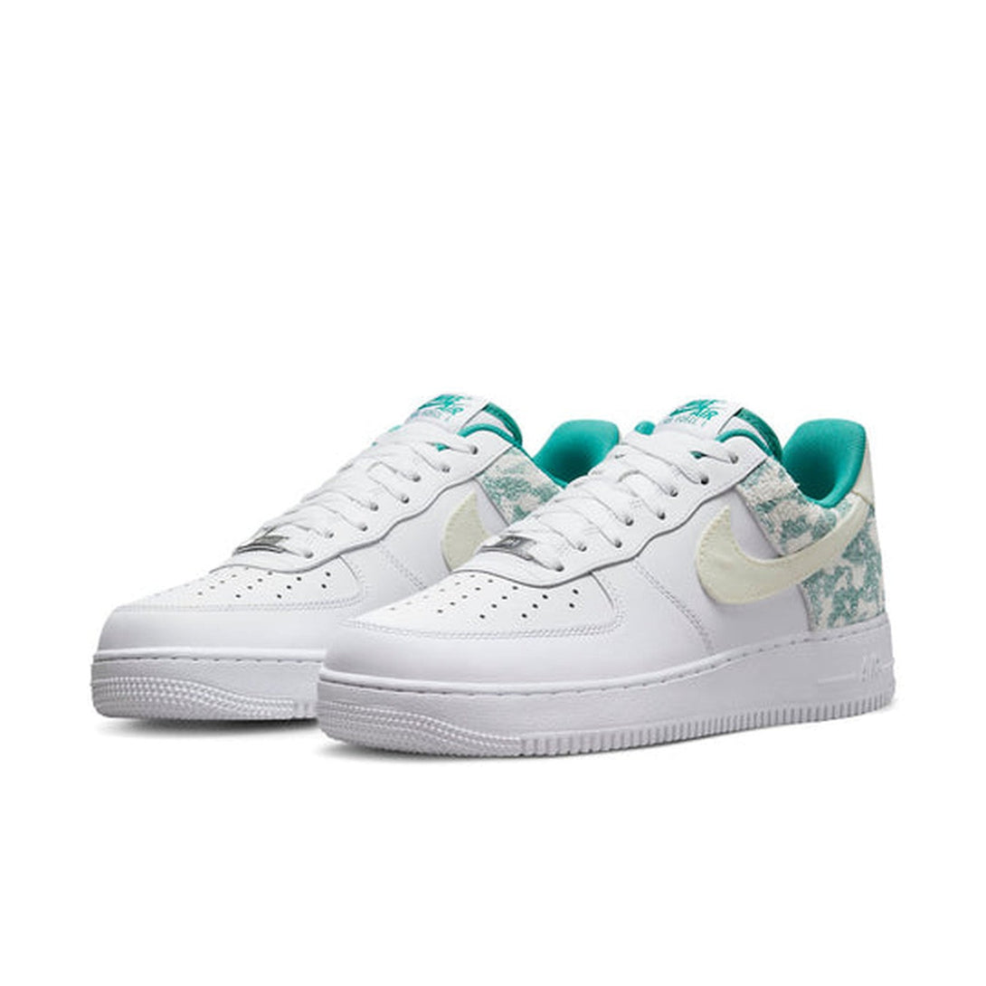 Nike Air Force 1 '07 LV8 'Neptune Green Camo'- Streetwear Fashion - helmiss.com