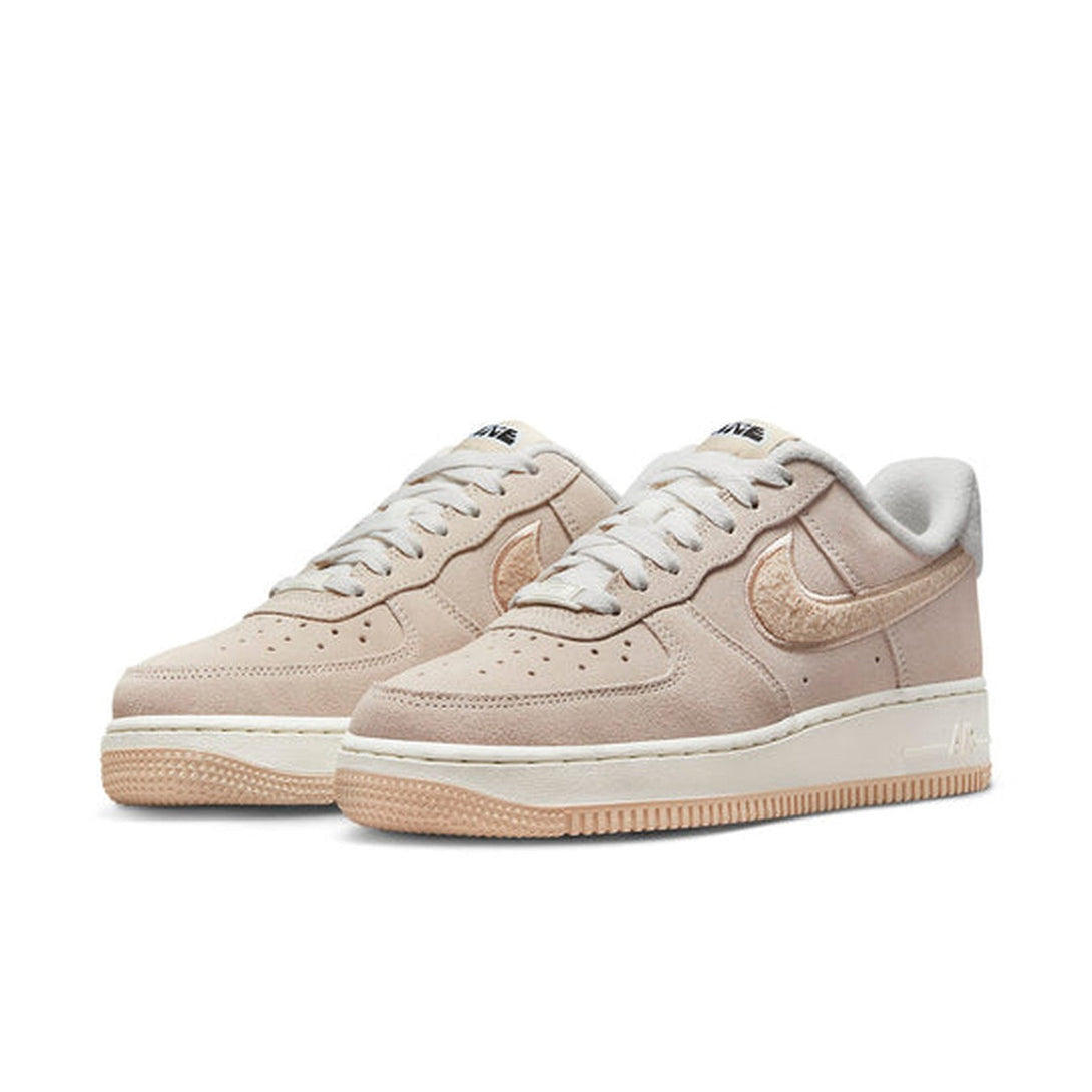 Nike Air Force 1 '07 SE 'Sanddrift Sherpa'- Streetwear Fashion - helmiss.com